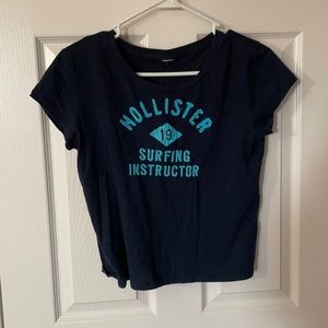 Hollister graphic tee